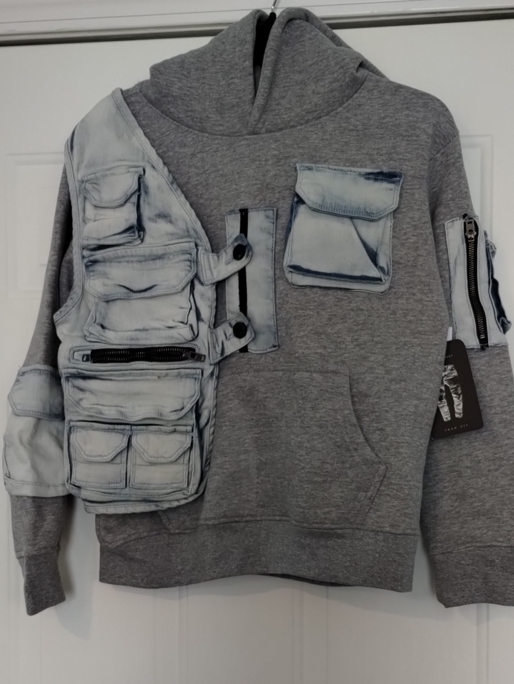 Boy's Copper Rivet Denim Factory Gray Sweatshirt Hoodie NWT Size 10
